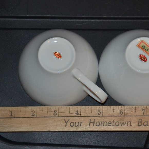 New set of 2 vintage Japanese tea cups solid white teacup from Japan bon… - Picture 15 of 15